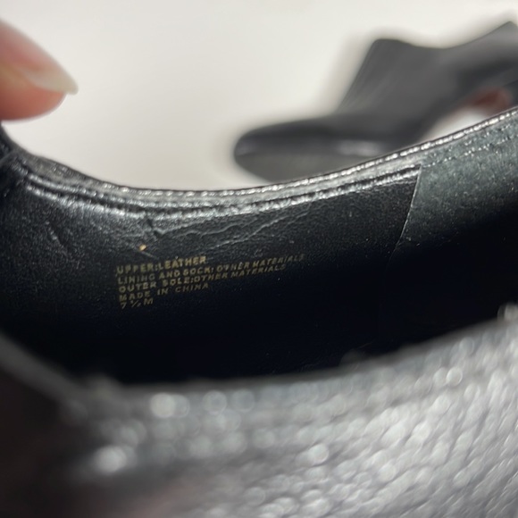 Black Banana Republic booties - Picture 5 of 5